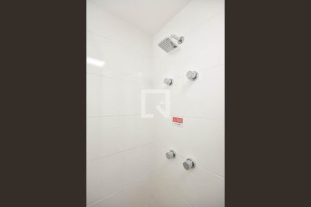 Apartamento à venda com 52m², 2 quartos e 1 vagaChuveiro do Banheiro