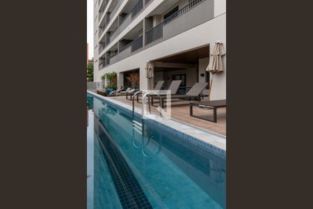 Apartamento à venda com 32m², 1 quarto e sem vagaÁrea comum - Piscina