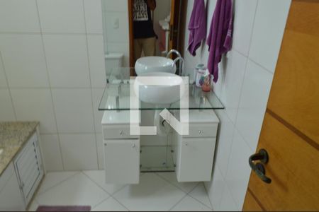 Casa de condomínio à venda com 182m², 3 quartos e 1 vagaBanheiro da Suíte 2