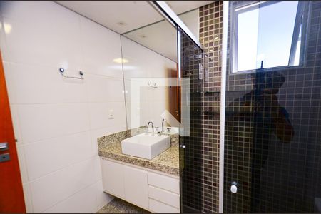 Apartamento à venda com 240m², 5 quartos e 2 vagasBanheiro suíte