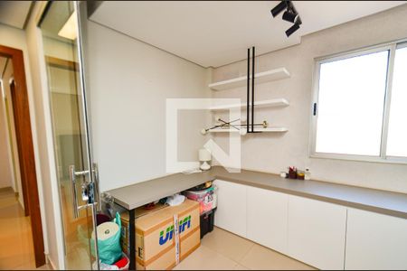 Apartamento à venda com 240m², 5 quartos e 2 vagasEscritório