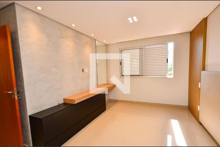 Apartamento à venda com 240m², 5 quartos e 2 vagasSuíte