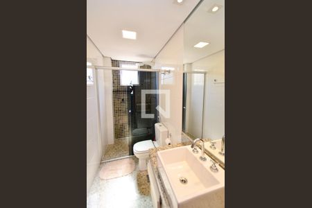 Apartamento à venda com 240m², 5 quartos e 2 vagasBanheiro social