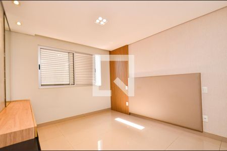 Apartamento à venda com 240m², 5 quartos e 2 vagasSuíte