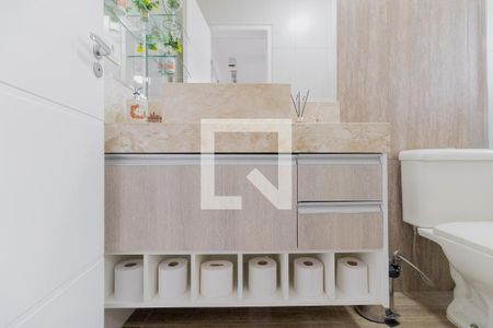 Casa de condomínio à venda com 150m², 3 quartos e 4 vagas Casa de condomínio à venda com 150m², 3 quartos e 4 vagasBanheiro Suíte 2