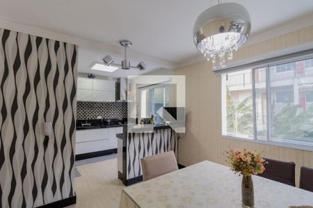 Casa de condomínio à venda com 150m², 3 quartos e 4 vagas Casa de condomínio à venda com 150m², 3 quartos e 4 vagasCozinha