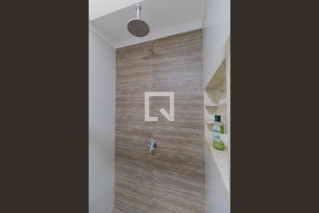 Casa de condomínio à venda com 150m², 3 quartos e 4 vagas Casa de condomínio à venda com 150m², 3 quartos e 4 vagasBanheiro Suíte 1