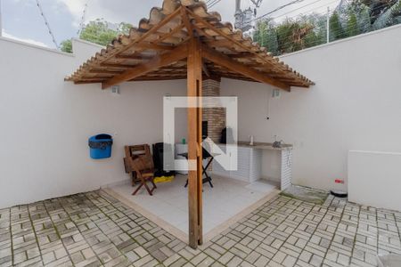 Casa de condomínio à venda com 150m², 3 quartos e 4 vagas Casa de condomínio à venda com 150m², 3 quartos e 4 vagasÁrea Comum - Churrasqueira