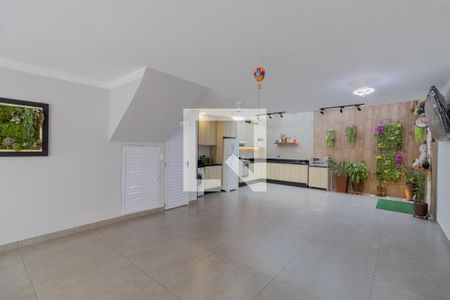 Casa de condomínio à venda com 150m², 3 quartos e 4 vagas Casa de condomínio à venda com 150m², 3 quartos e 4 vagasÁrea Gourmet