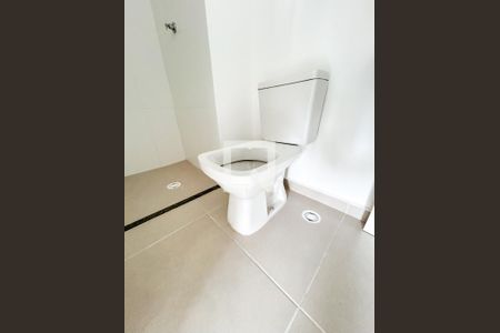 Apartamento para alugar com 40m², 2 quartos e sem vagaBanheiro