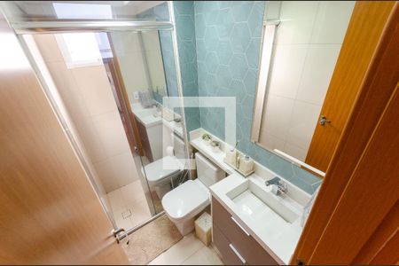 Apartamento à venda com 44m², 2 quartos e 1 vaga Apartamento à venda com 44m², 2 quartos e 1 vagaBanheiro