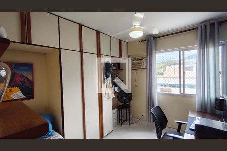 Apartamento à venda com 118m², 3 quartos e 1 vagaQuarto 2