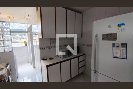 Apartamento à venda com 118m², 3 quartos e 1 vagaCozinha e área de serviço