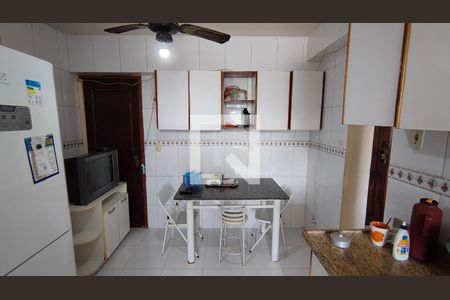 Apartamento à venda com 118m², 3 quartos e 1 vagaCozinha e área de serviço