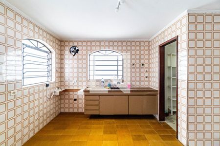 Casa à venda com 180m², 3 quartos e 2 vagasCozinha