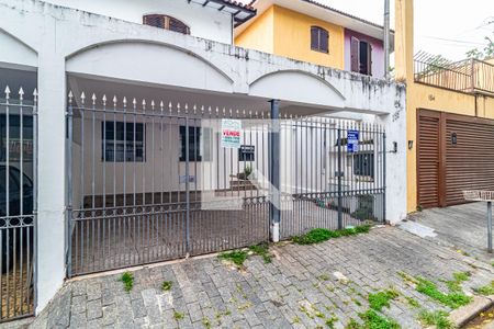 Casa à venda com 180m², 3 quartos e 2 vagasFachada