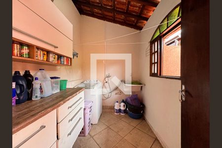 Casa à venda com 140m², 2 quartos e 1 vagaLavanderia