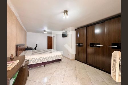 Casa à venda com 140m², 2 quartos e 1 vagaSuite