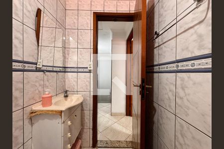 Casa à venda com 140m², 2 quartos e 1 vagaBanheiro