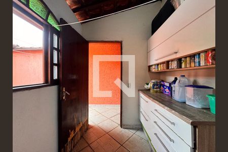 Casa à venda com 140m², 2 quartos e 1 vagaLavanderia