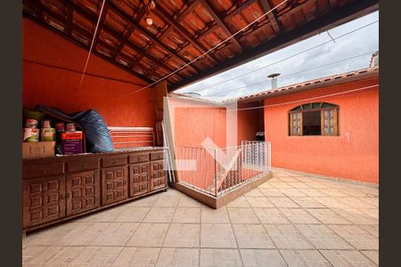 Casa à venda com 140m², 2 quartos e 1 vagaÁrea externa 