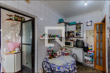 Apartamento à venda com 115m², 3 quartos e 2 vagasCozinha