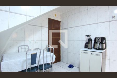 Casa de condomínio à venda com 110m², 2 quartos e 1 vagaCozinha 