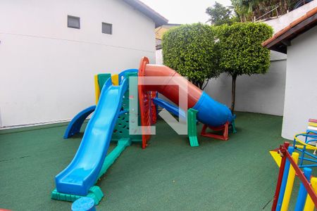 Casa de condomínio à venda com 110m², 2 quartos e 1 vagaÁrea externa 