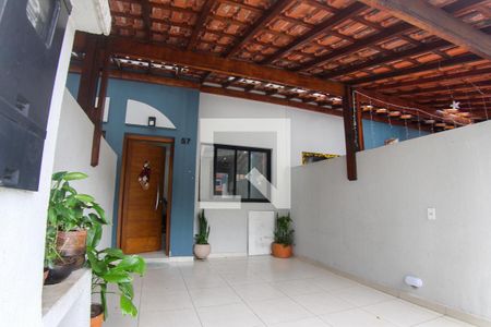 Casa de condomínio à venda com 110m², 2 quartos e 1 vagaÁrea externa 