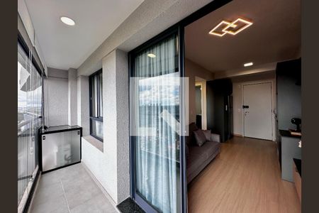 Sacada Sala de apartamento para alugar com 1 quarto, 32m² em Santo Amaro, São Paulo