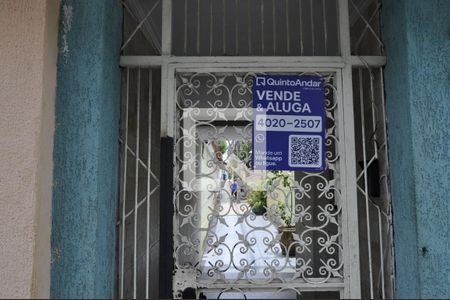 Casa de condomínio à venda com 180m², 4 quartos e 1 vagaPlaca