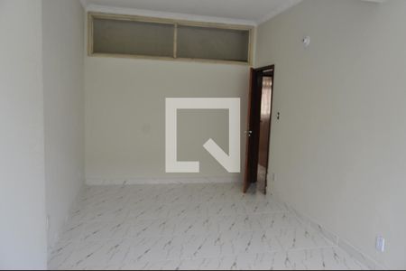 Casa de condomínio à venda com 180m², 4 quartos e 1 vagaQuarto 2