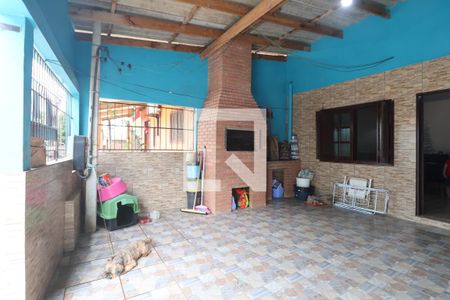 Casa à venda com 80m², 2 quartos e 2 vagasChurrasqueira