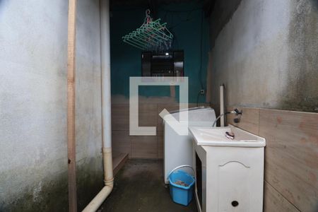 Casa à venda com 80m², 2 quartos e 2 vagasÁrea de Serviço