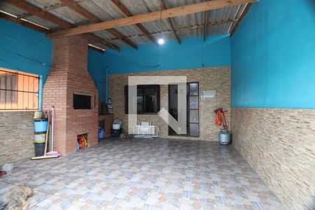Garagem de casa à venda com 2 quartos, 80m² em Harmonia, Canoas