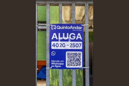 Apartamento para alugar com 70m², 2 quartos e sem vaga Apartamento para alugar com 70m², 2 quartos e sem vagaPlaca Banner Instalada na Fachada