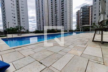 Apartamento para alugar com 70m², 3 quartos e 1 vagaÁrea comum - Piscina
