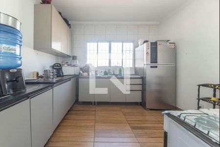 Casa à venda com 400m², 5 quartos e 3 vagasCasa 2 - Cozinha