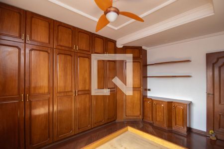 Casa à venda com 140m², 3 quartos e 2 vagasQuarto 1 Suíte