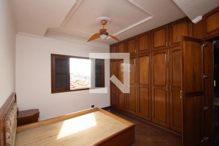 Casa à venda com 140m², 3 quartos e 2 vagasQuarto 1 Suíte