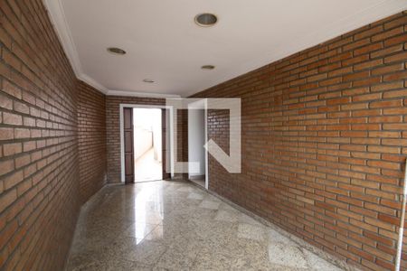 Casa à venda com 140m², 3 quartos e 2 vagasGaragem