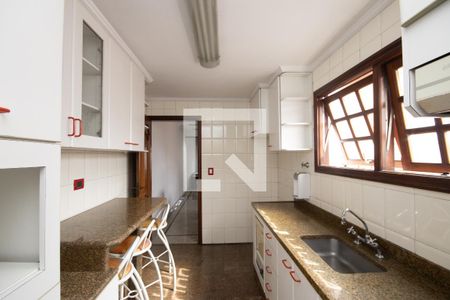 Casa à venda com 140m², 3 quartos e 2 vagasCozinha 