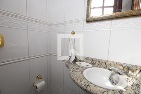 Casa à venda com 140m², 3 quartos e 2 vagasLavabo