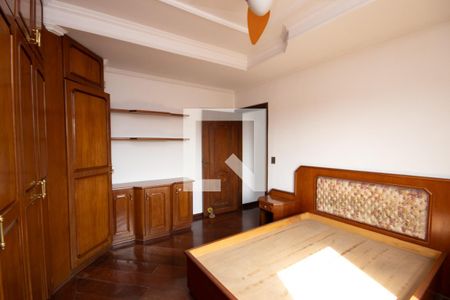 Casa à venda com 140m², 3 quartos e 2 vagasQuarto 1 Suíte