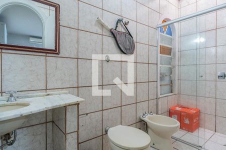 Casa à venda com 380m², 3 quartos e 5 vagas Casa à venda com 380m², 3 quartos e 5 vagasBanheiro da Suíte 2