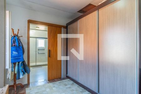 Casa à venda com 380m², 3 quartos e 5 vagas Casa à venda com 380m², 3 quartos e 5 vagasQuarto 3 - Suíte