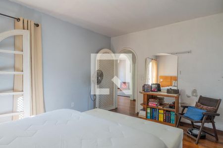 Casa à venda com 380m², 3 quartos e 5 vagas Casa à venda com 380m², 3 quartos e 5 vagasQuarto 3 - Suíte