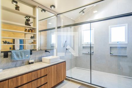 Casa à venda com 380m², 3 quartos e 5 vagas Casa à venda com 380m², 3 quartos e 5 vagasBanheiro da Suíte 3