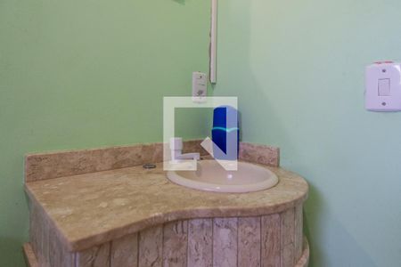 Casa à venda com 380m², 3 quartos e 5 vagas Casa à venda com 380m², 3 quartos e 5 vagasBanheiro Social 1