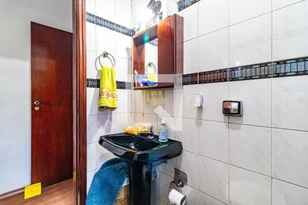 Casa à venda com 380m², 4 quartos e 6 vagasSuite 03 - Banheiro